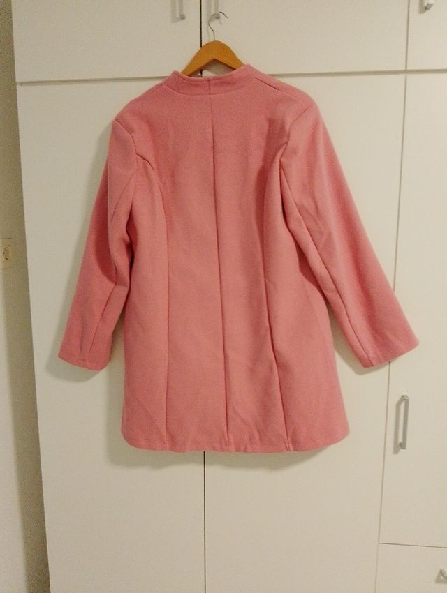 Abrigo de paño rosa