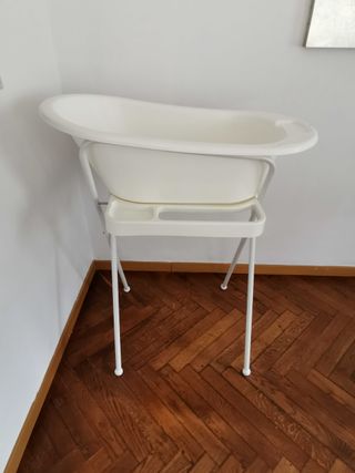 BAÑERA CON PATAS BEBÉ-JOU+HAMACA/SIENTO TRANSATDO