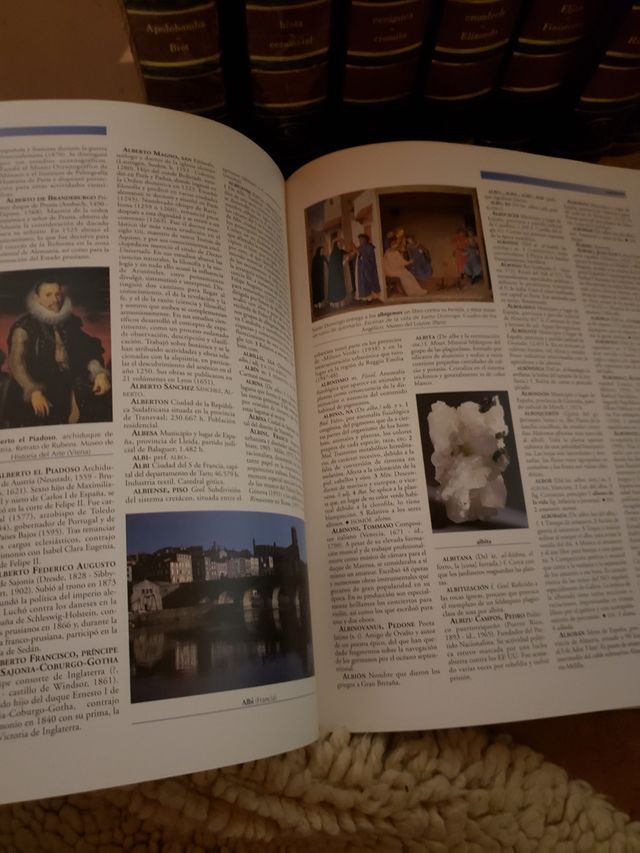 15 piezas enciclopedicos 10  euro