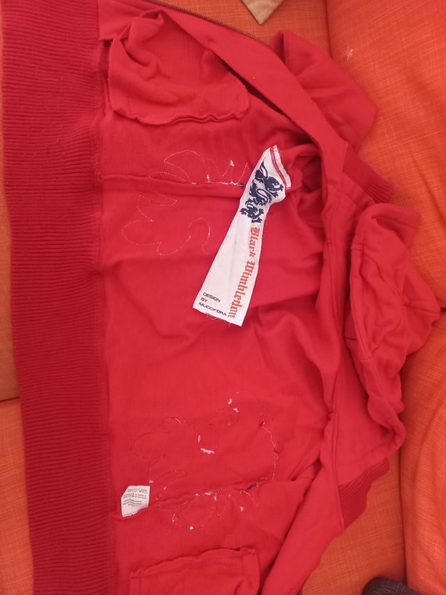 Felpa rossa con cappuccio seminuova