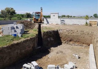 EXCAVACIONES Y MOVIMIENTOS DE TIERRAS