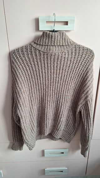 Jersey de lana de cuello vuelto marrón 
