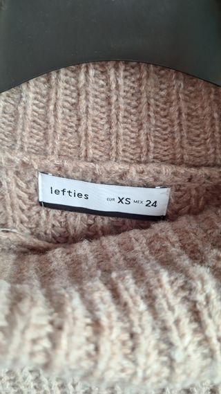 Jersey de lana de cuello vuelto marrón 