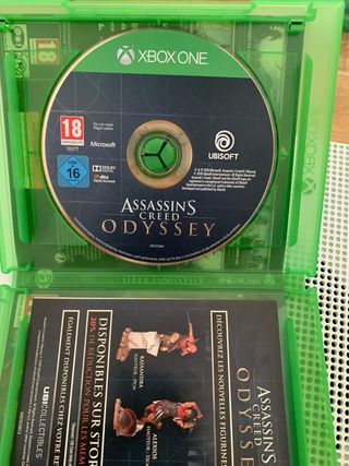 Xbox One S, 1 mando y 3 juegos