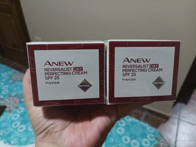 Crema facial Avon