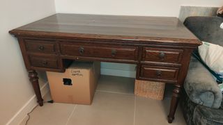 Mesa de despecho / Escritorio antiguo