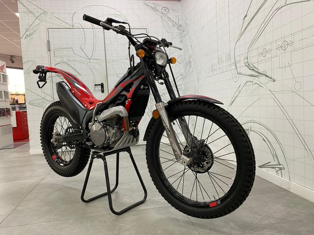 Montesa Cota 4RT 260R ROJA/NEGRA NUEVA - 2024