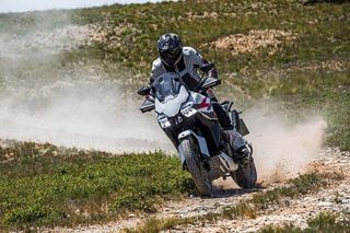 ZONTES 703F EN STOCK LLANTA 21 Y LLANTA 19