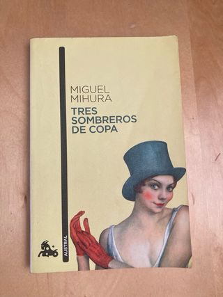 Tres sombreros de copa 