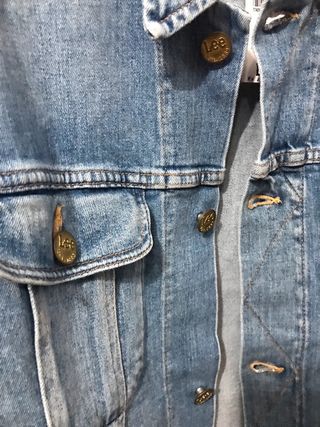 Cazadora vaquera Lee. Talla L