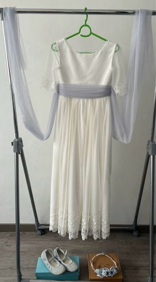 Traje de comunion con lazo color azul empolvado
