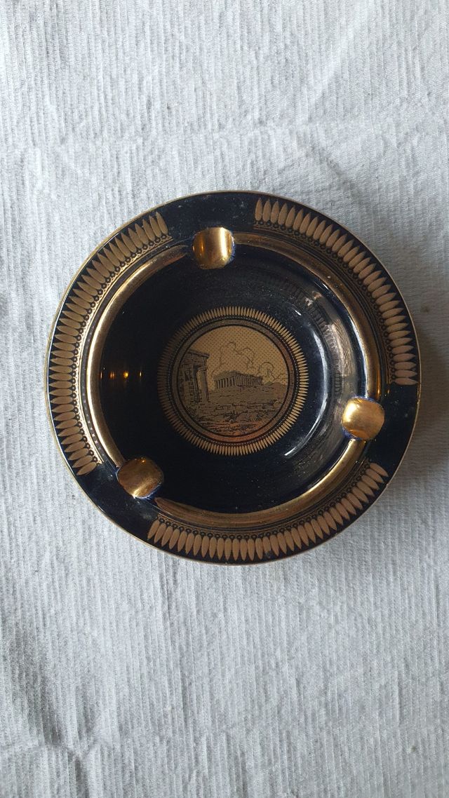 Posacenere e porta mozzicono decorato in oro