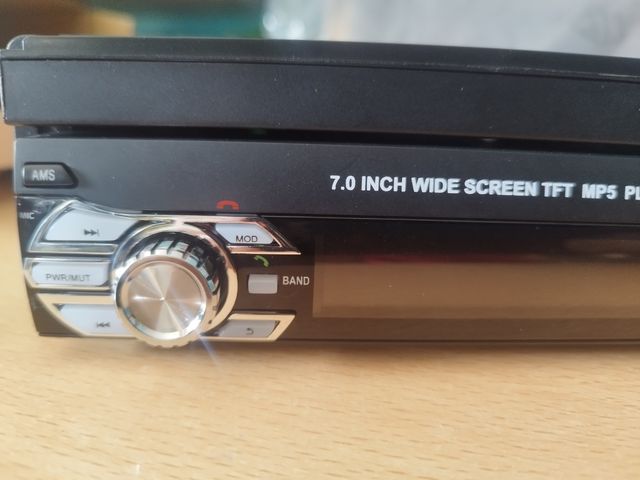 Radio con pantalla para coche