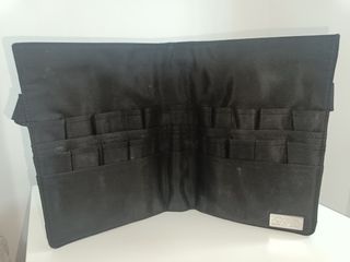 Manta maquillaje pinceles y brochas 