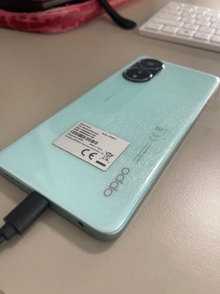 OPPO A58 Dazzling green