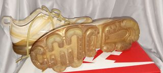 Nike doradas VAPORMAX