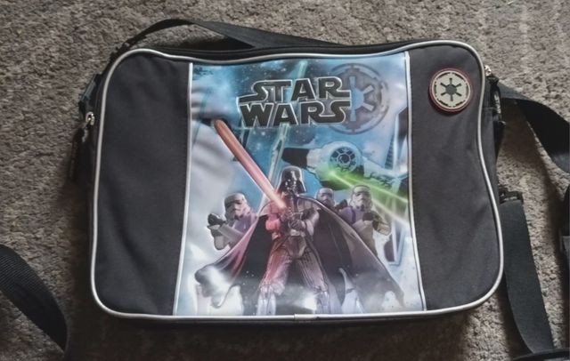 MOCHILA BANDOLERA STAR WARS