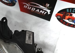 FARO TOYOTA AURIS TOURING SPORT E18