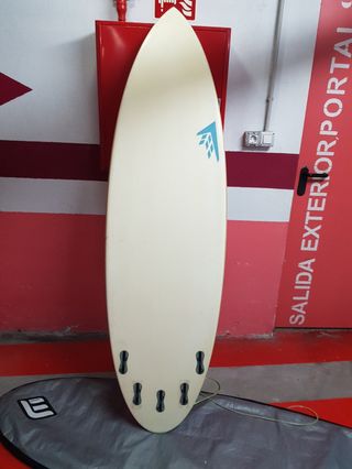Tabla de surf firewire dominator 6,4