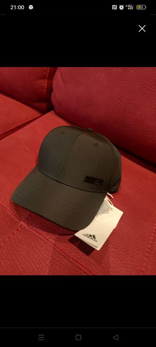 Gorra Adidas nueva y original 