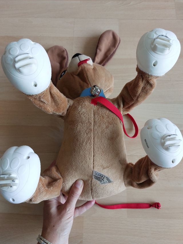 Peppy Pups peluche perrito camina conmigo