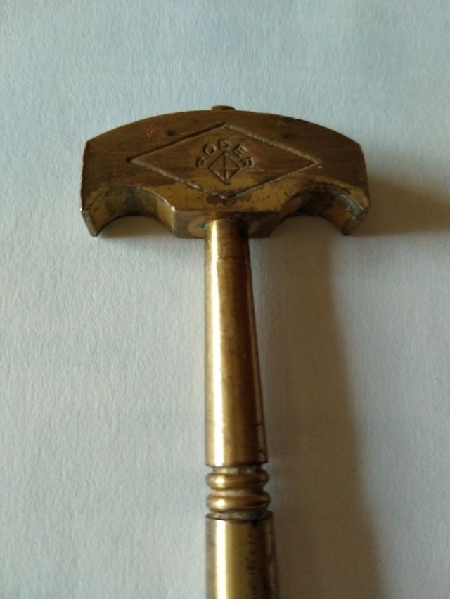 Vidrio. Cortador antiguo. Vintage. Marca Roder