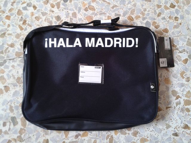 CARTERA ESCOLAR 40X32 OFICIAL REAL MADRID