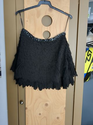 Falda corta estilo plumas 