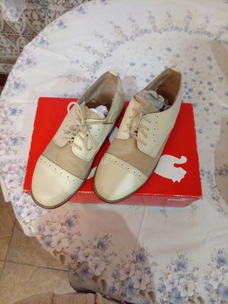 Zapatos de comunión de niño 