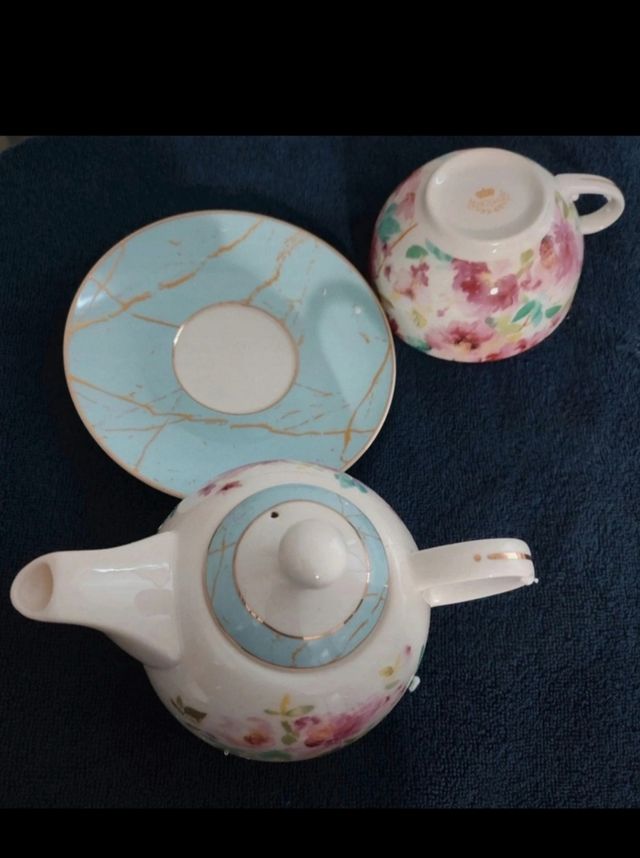 Juego de té, Tetera, Taza, plato