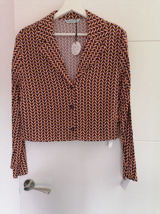 Camisa con botones