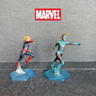 Capitan Marvel action figure Disney store
