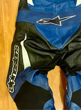 Mono de piel ALPINESTARS.