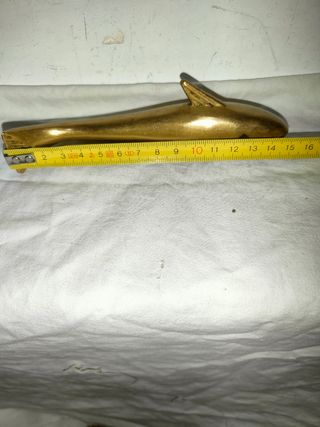 Antiguo abridor náutico bronce tiburón