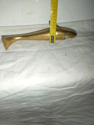 Antiguo abridor náutico bronce tiburón