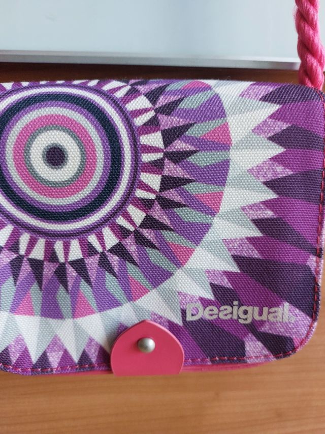 Bolso niña marca Desigual