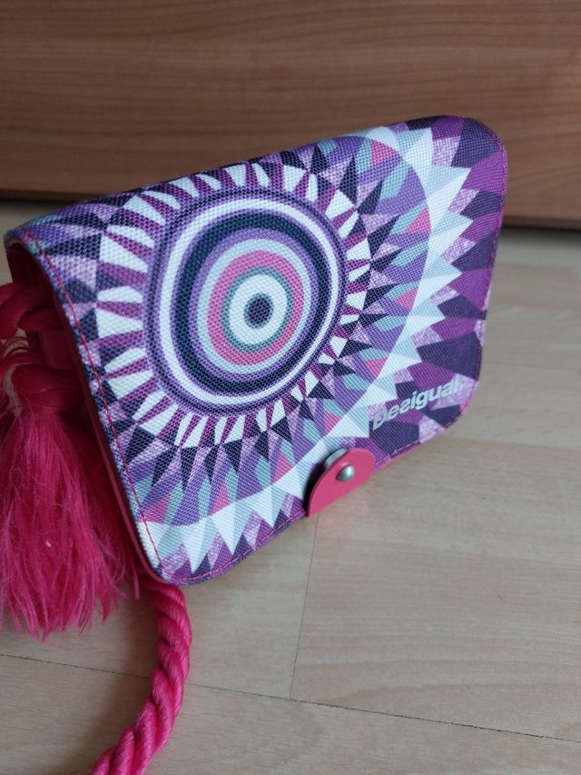 Bolso niña marca Desigual