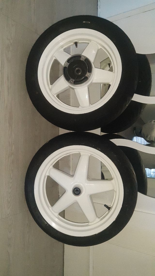 Llantas yamaha xmax 125