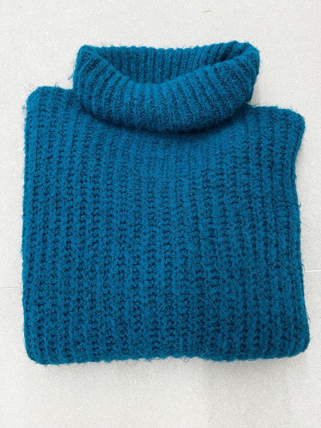 SUETER PUNTO CUELLO ALTO