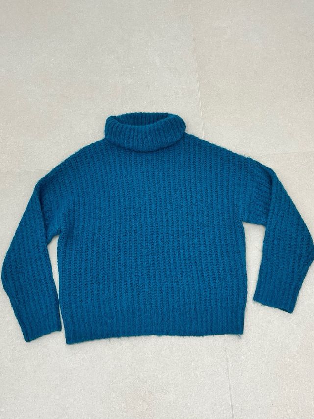 SUETER PUNTO CUELLO ALTO