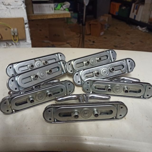 Maniglie per finestre