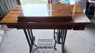 MAQUINA DE COSER ALFA