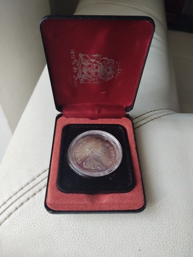 Dollaro canadese in argento commemorativo 1875-197