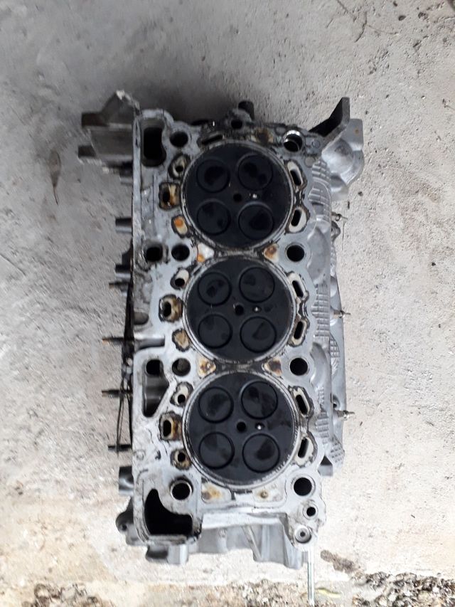 Culatas 2.7 hdi v6  motor UHZ