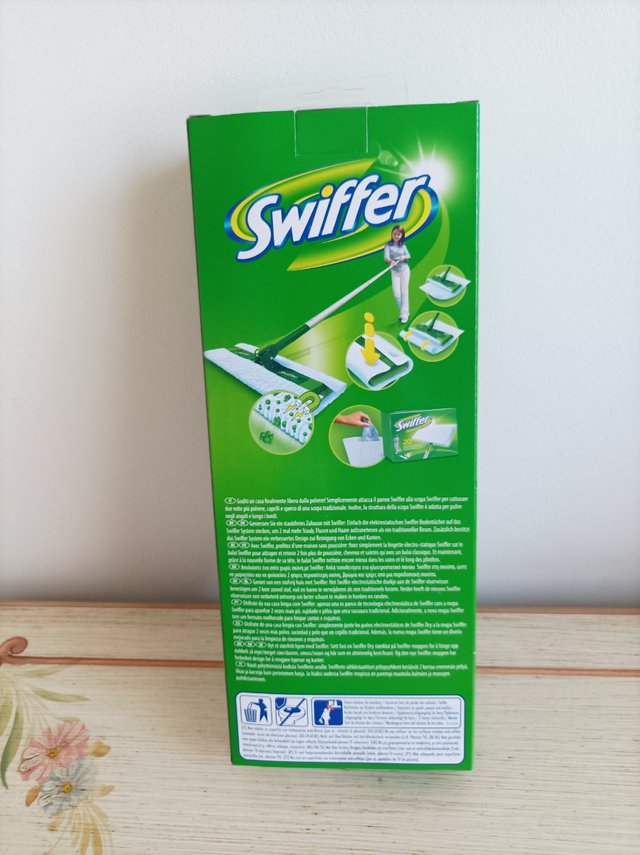 Swiffer scopa nuova con cartellino.
