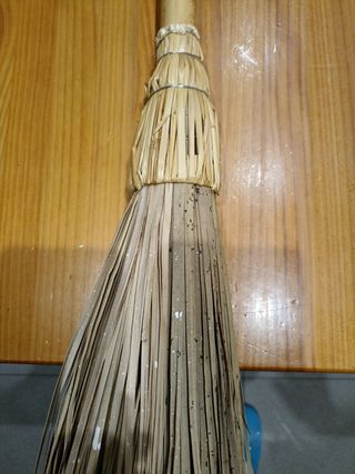 Escoba de caña