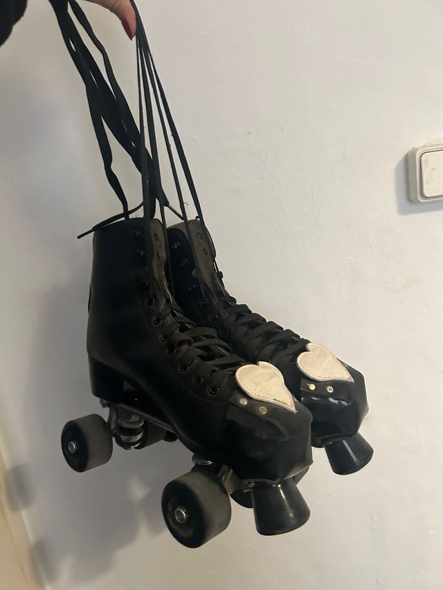 Patines 4 ruedas con cobertura de las puntas