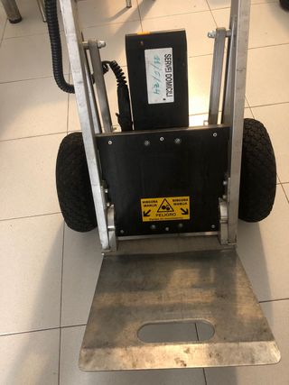 Maquina electrica cargo master para subir escalera