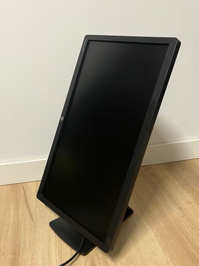 Monitor HP EliteDisplay S231d