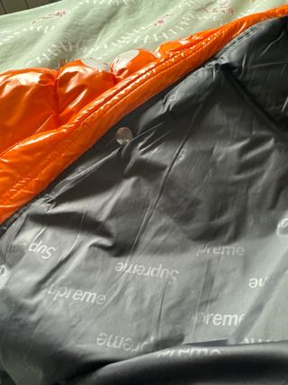 Chaqueta supreme talla L sin extrenar